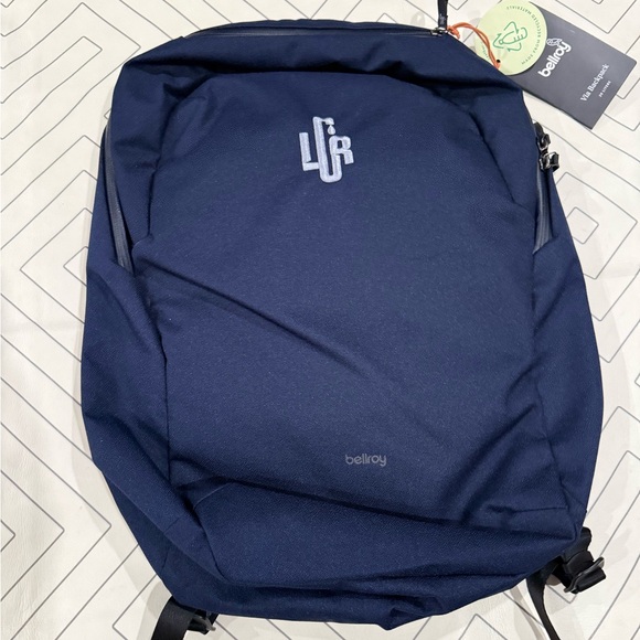 NWT Bellroy Navy Via Backpack - Picture 2 of 12
